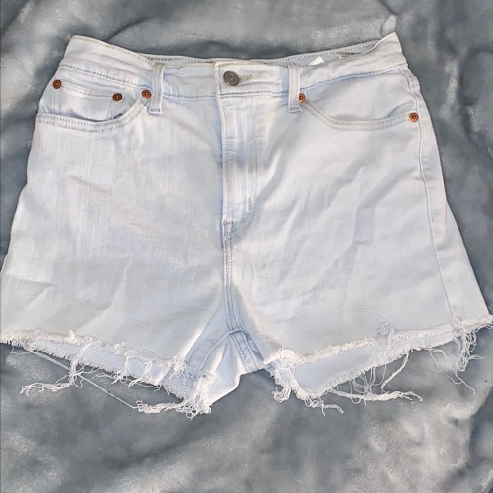 Levi’s light washed high rise shorts